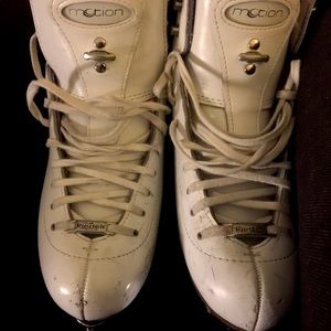 Riedell Motion Ice Skates w/Coronation Ace Blades